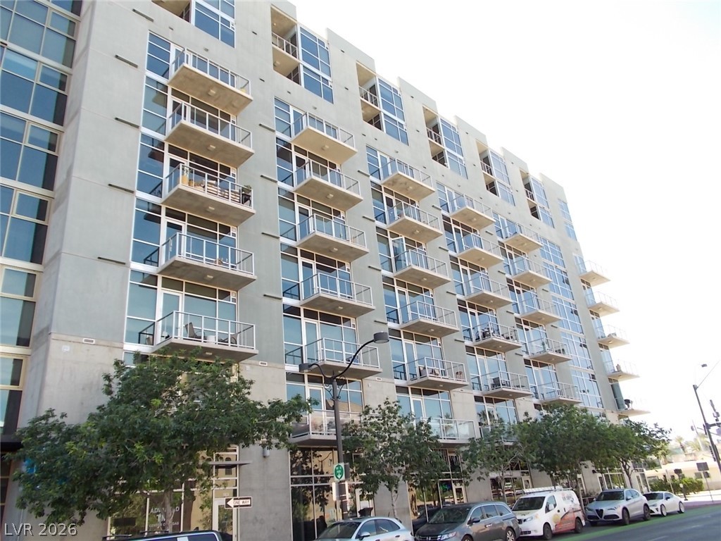 353 E Bonneville Avenue 501