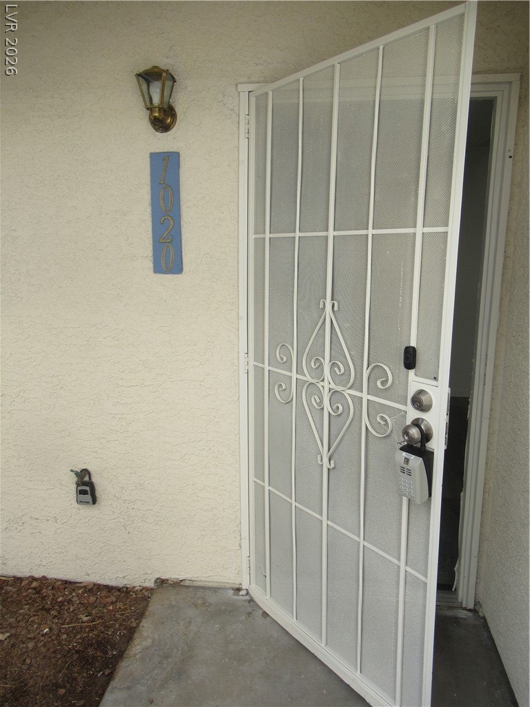 2725 S Nellis Boulevard 1020