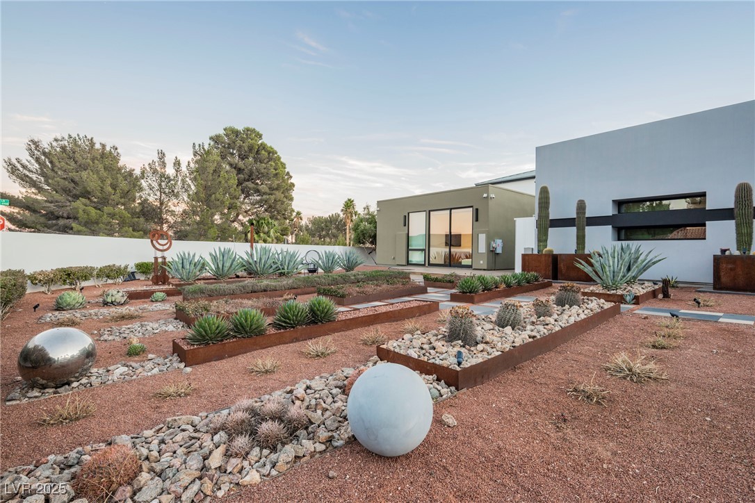 7815 W La Madre Way, Las Vegas, Nevada image 9