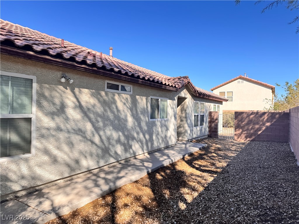 11786 Pine Shadows Street