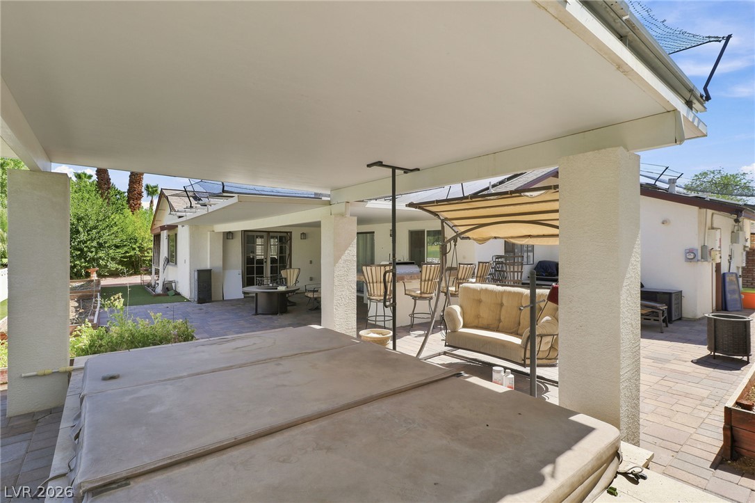 1209 Oak Tree Lane