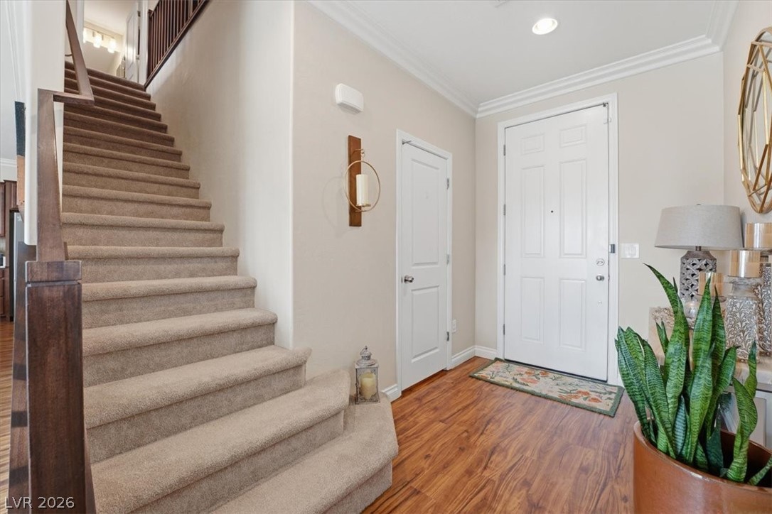 10043 Fletcher Peak Avenue