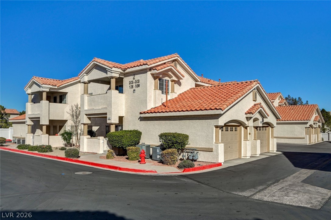 3327 Erva Street 207