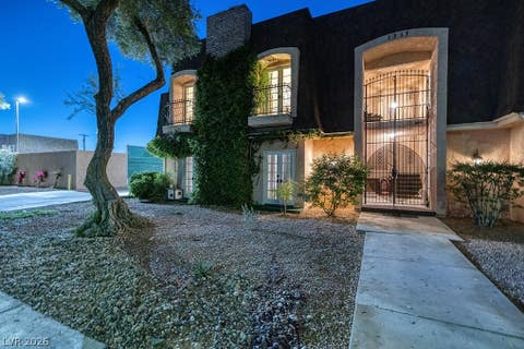 Condo For Rent - 1317 E St Louis Avenue #A<br/> Las Vegas, NV 89104
