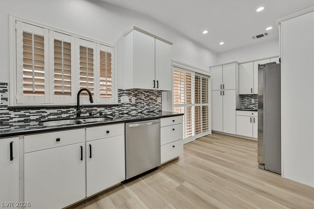 2107 High Mesa Drive