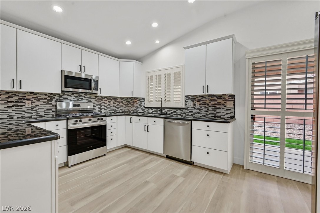 2107 High Mesa Drive