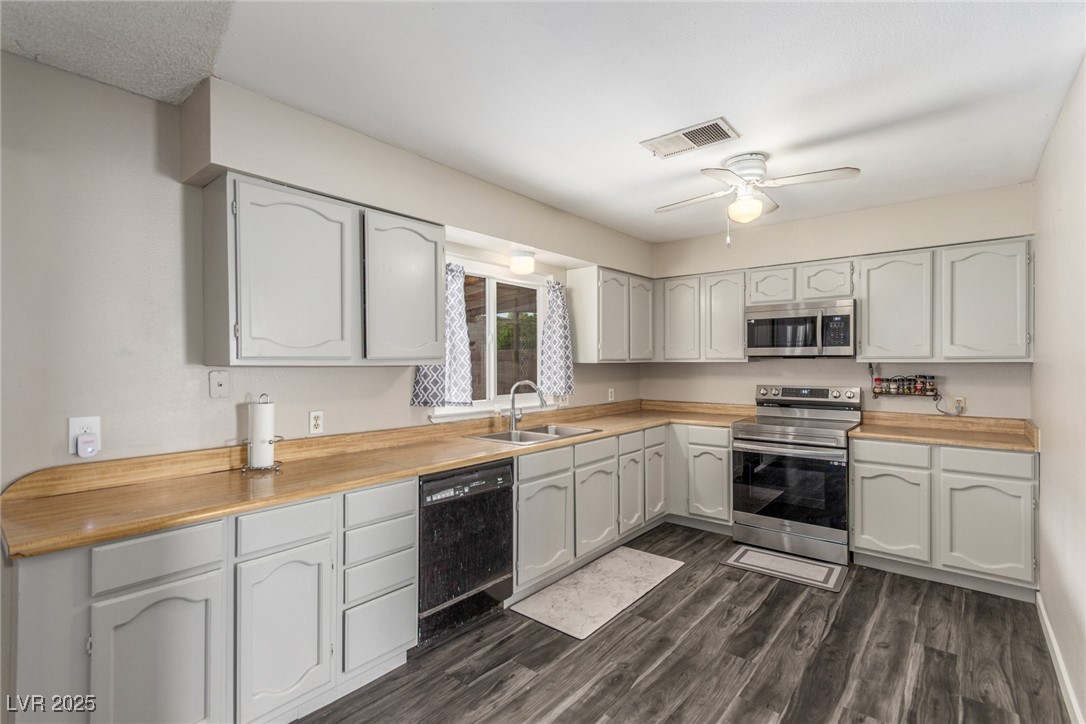 5109 Gains Mill Street, Las Vegas, Nevada image 13