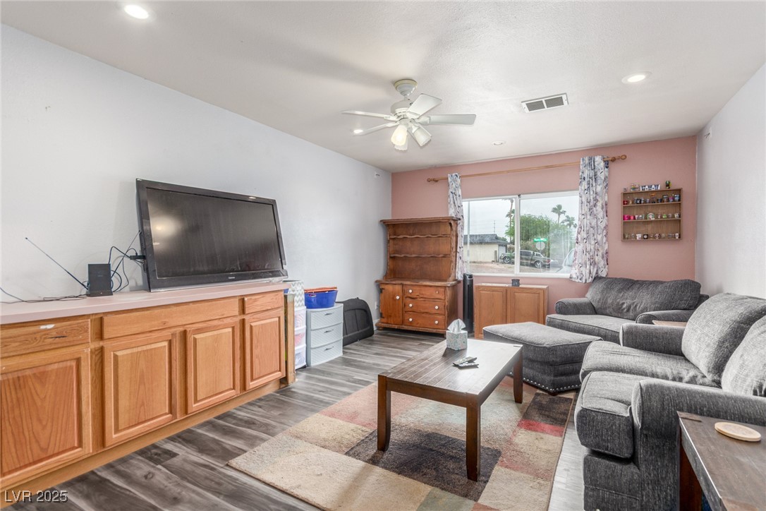 5109 Gains Mill Street, Las Vegas, Nevada image 30