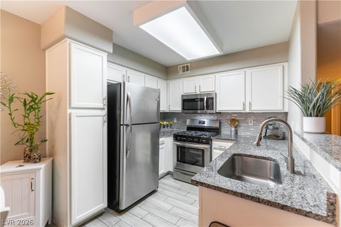 Condo For Sale - 3174 Tarpon Drive #102<br/> Clark County, Las Vegas, NV 89120