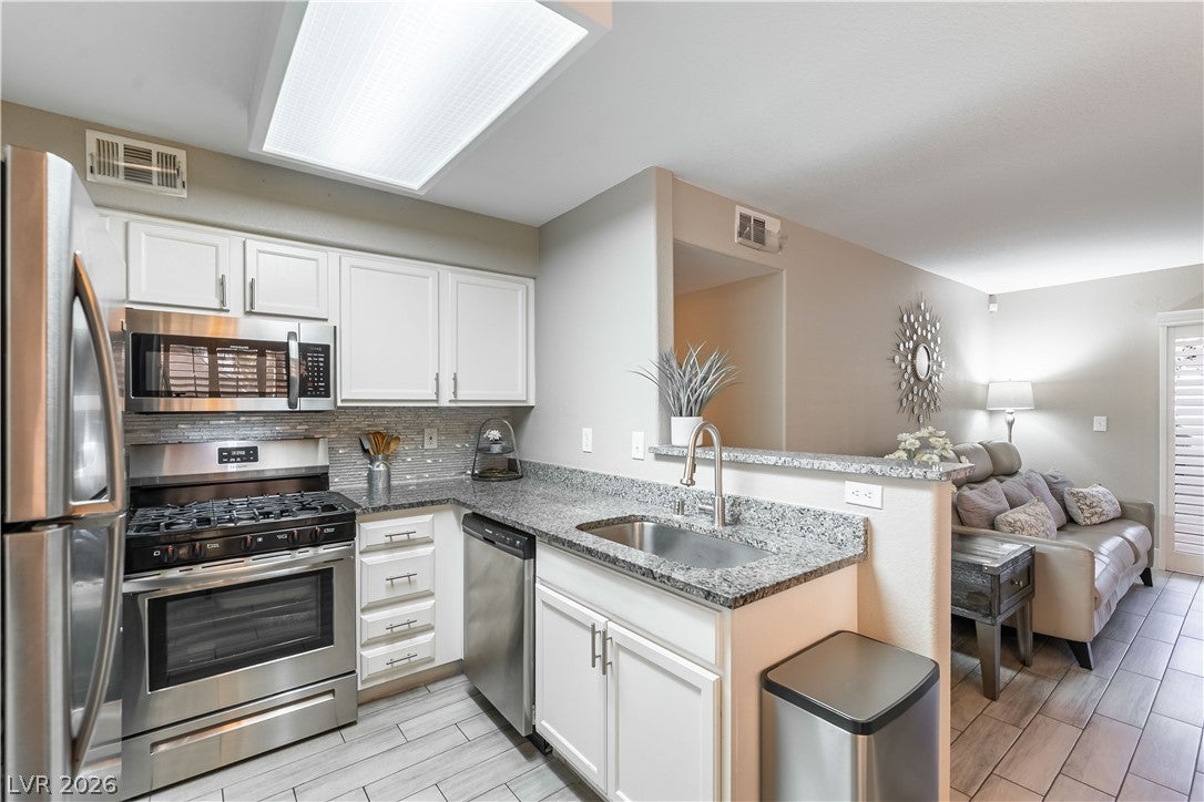 3174 Tarpon Drive 102