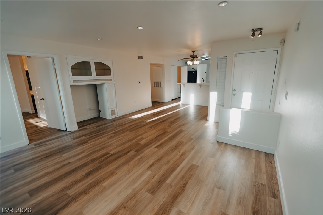 3125 N Buffalo Drive 1104