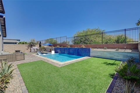 Tiny photo for 33 Reverie Heights Avenue, Henderson, NV 89011 (MLS # 2781528)