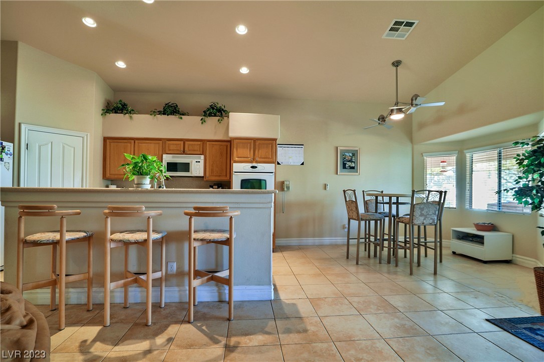 Photo 10 of 53 of 4905 Encore Paradise Avenue house