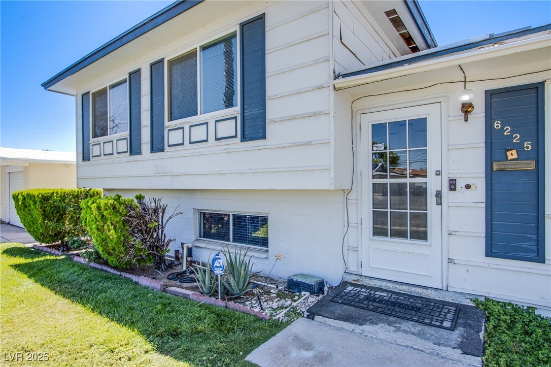 6225 Arlington Avenue