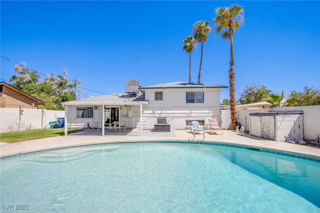 6225 Arlington Avenue