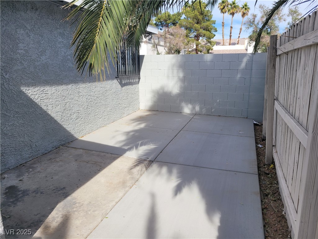 1828 Lewis Avenue