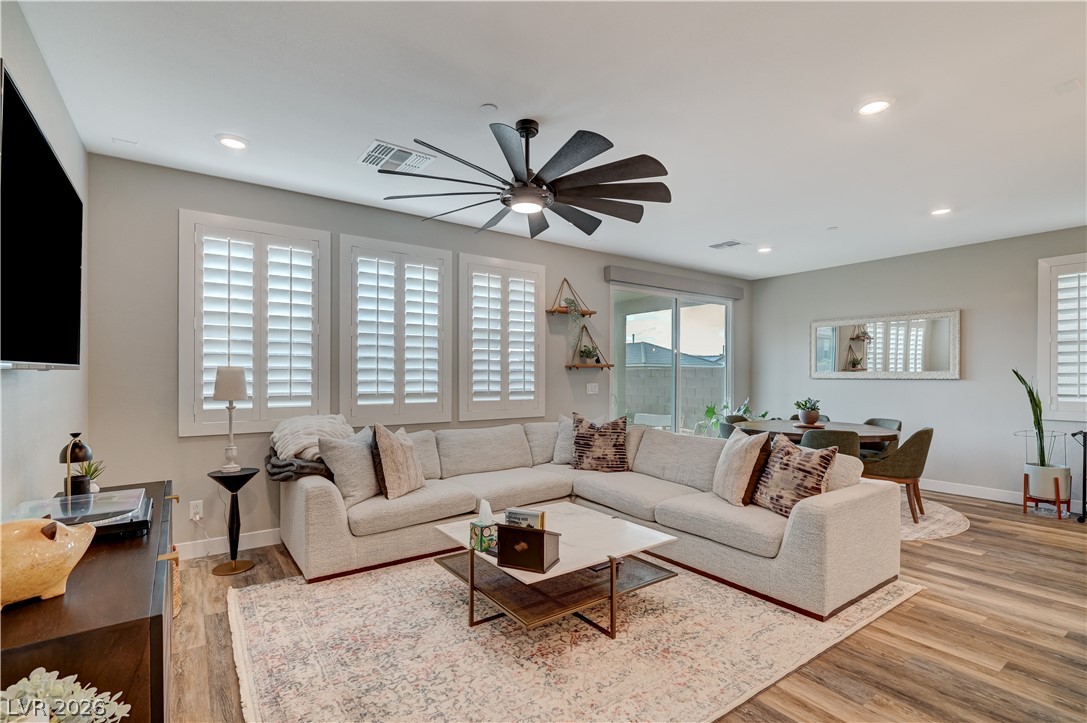 2571 Boboviste Street