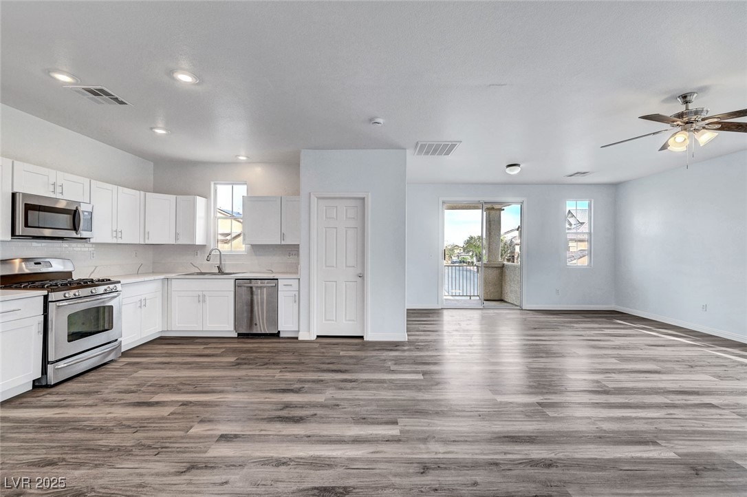 5829 Feral Garden Street, North Las Vegas, Nevada image 22