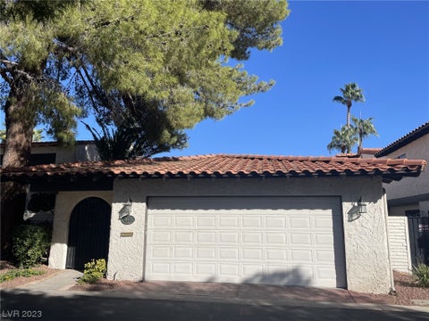 Photo of 2113 Plaza Del Cerro, Las Vegas, NV 89102 (MLS # 2538049)