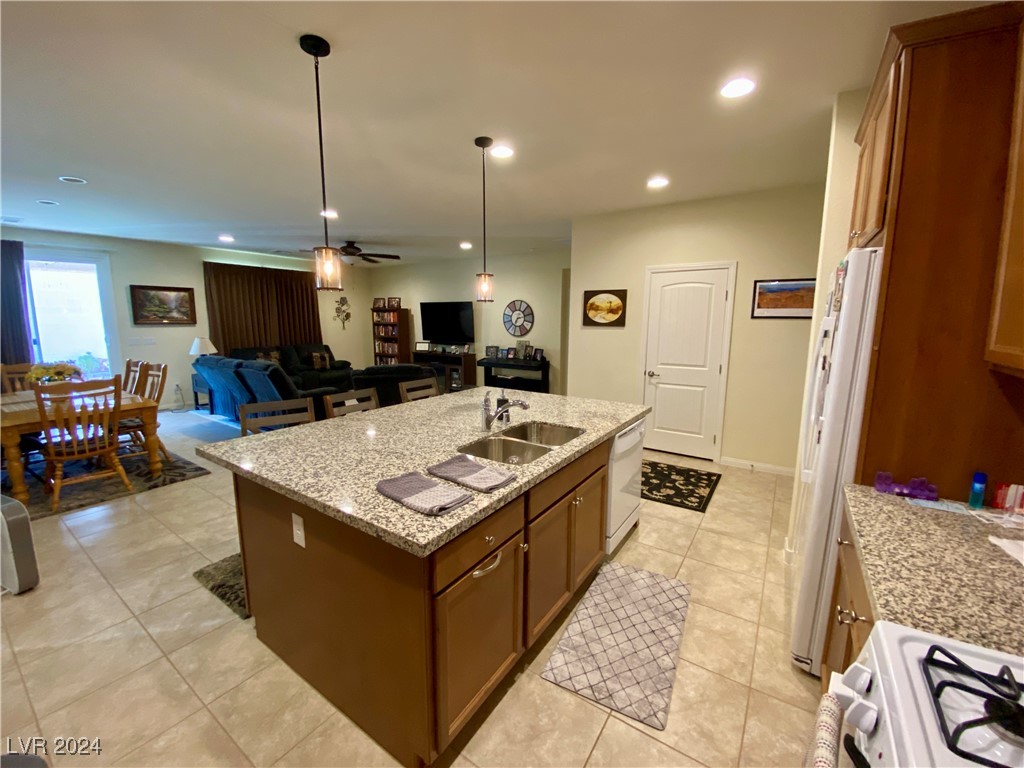 1324 Cattail Falls Street, Boulder City, Nevada image 39