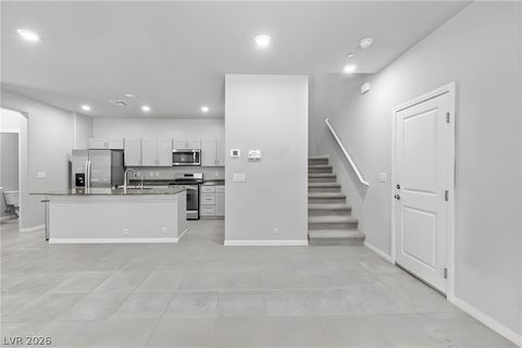 Tiny photo for 530 Ripple Brook Court, Henderson, NV 89044 (MLS # 2802461)