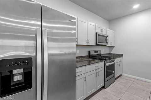 Tiny photo for 530 Ripple Brook Court, Henderson, NV 89044 (MLS # 2802461)