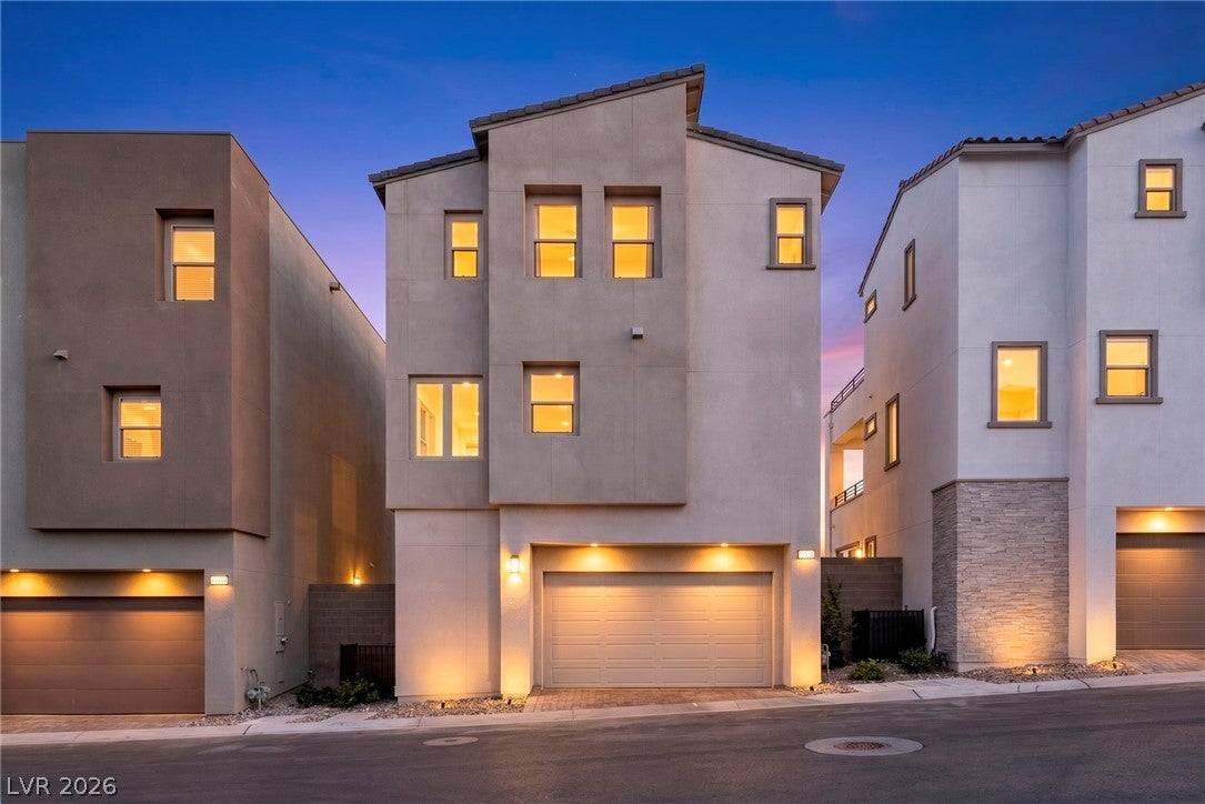 11512 W Fleet Wing Avenue