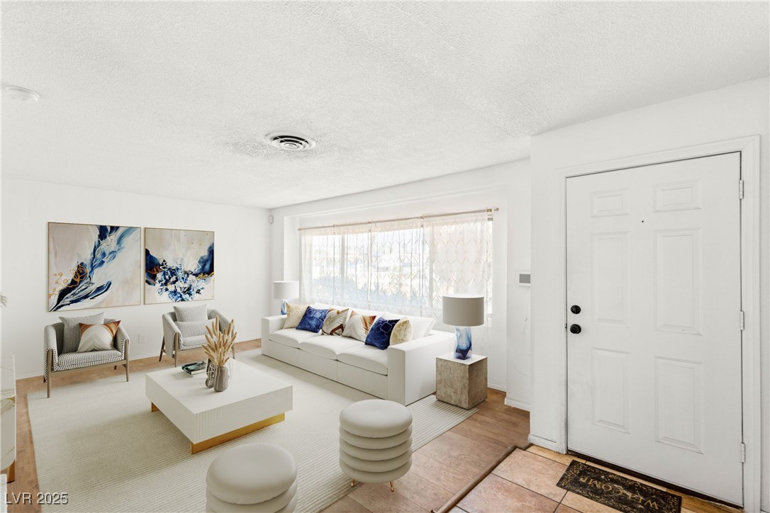 Las Vegas, Nevada 89106, United States, 4 Bedrooms Bedrooms, ,2 BathroomsBathrooms,Residential,Active,185768