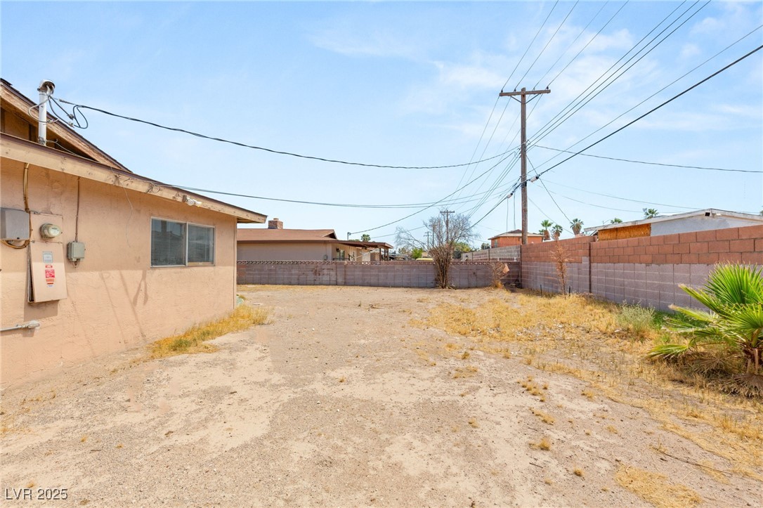 Las Vegas, Nevada 89106, United States, 4 Bedrooms Bedrooms, ,2 BathroomsBathrooms,Residential,Active,185768