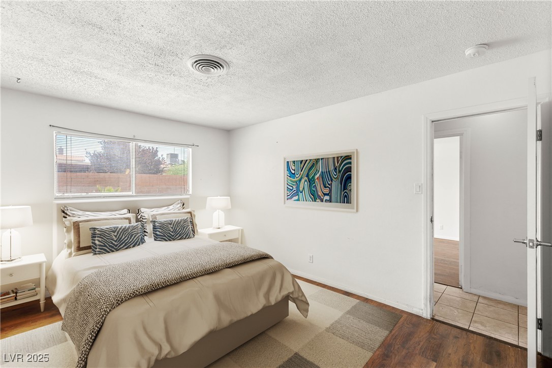 Las Vegas, Nevada 89106, United States, 4 Bedrooms Bedrooms, ,2 BathroomsBathrooms,Residential,Active,185768