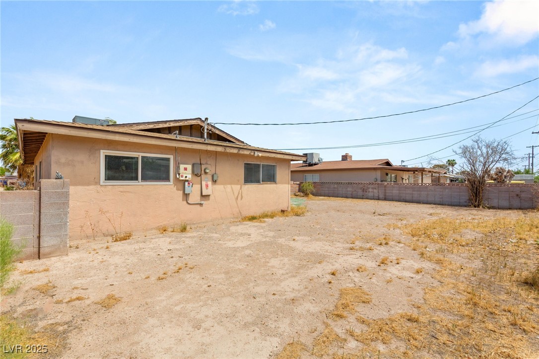 Las Vegas, Nevada 89106, United States, 4 Bedrooms Bedrooms, ,2 BathroomsBathrooms,Residential,Active,185768