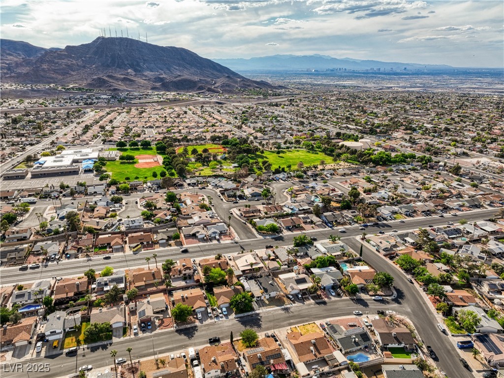 423 Golden Valley Drive, Henderson, Nevada image 41