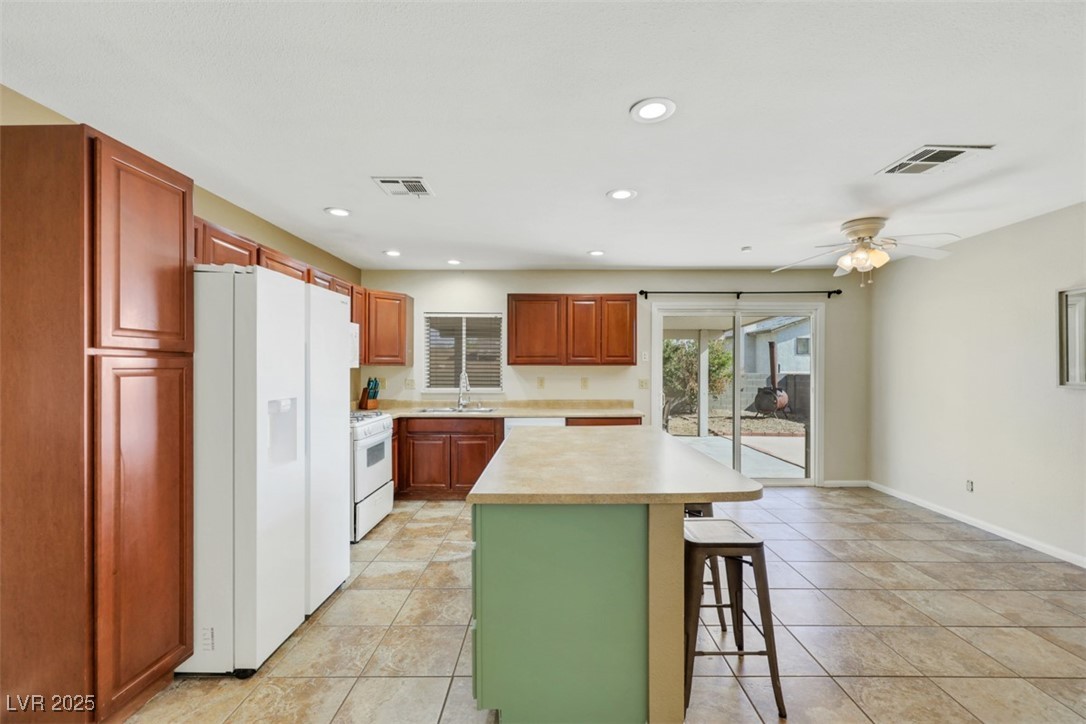 423 Golden Valley Drive, Henderson, Nevada image 9