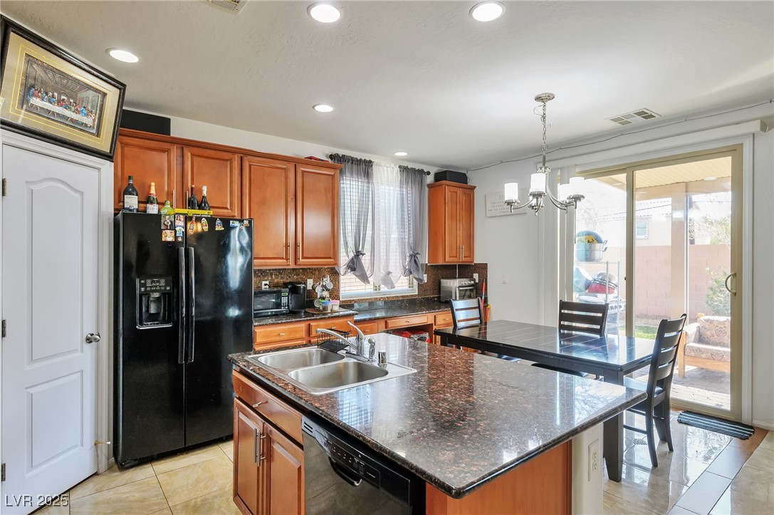 Las Vegas, Nevada 89122, United States, 5 Bedrooms Bedrooms, ,4 BathroomsBathrooms,Residential,Active,207681