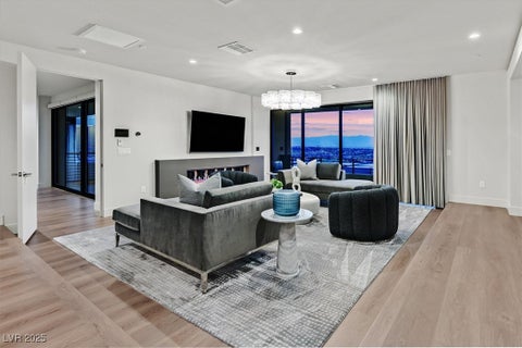 Tiny photo for 807 Magnum Cliff Court, Henderson, NV 89012 (MLS # 2702130)