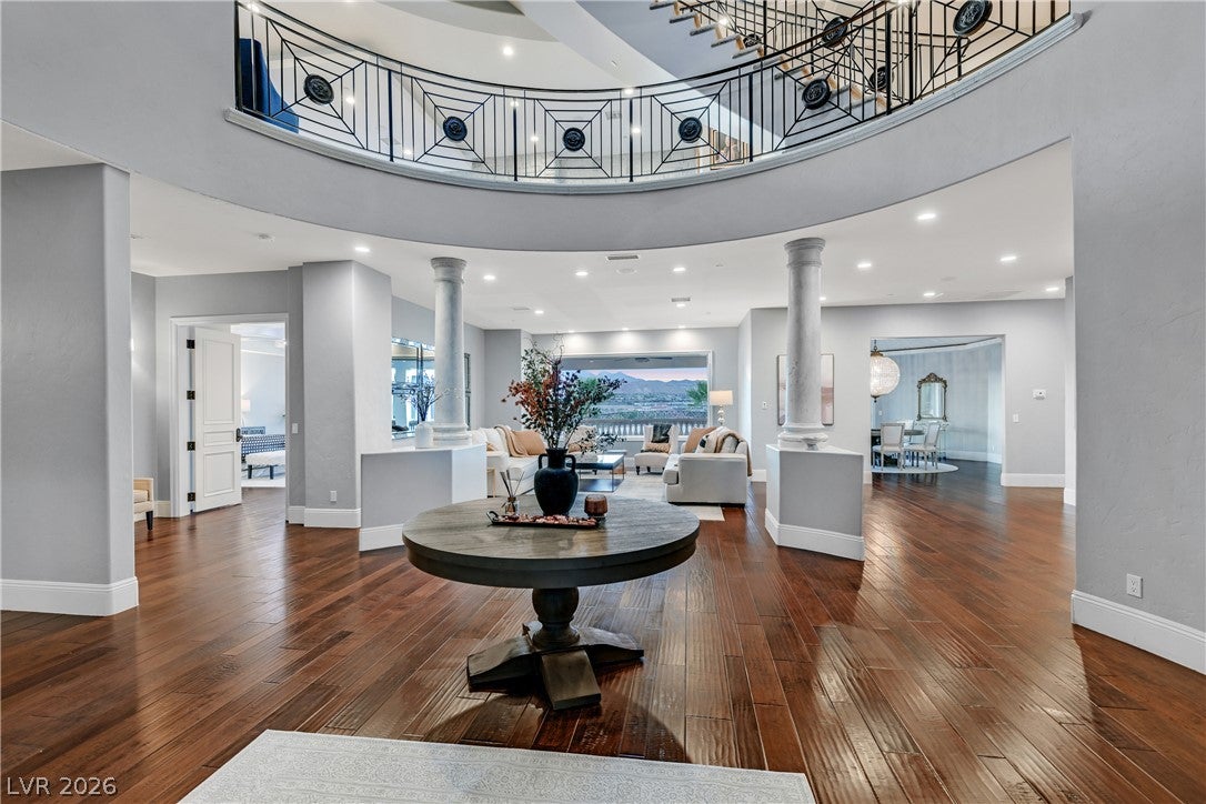 8 Rue Mediterra Drive