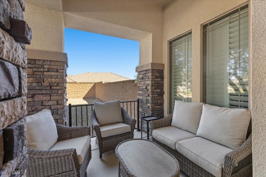 7418 Bugler Swan Way