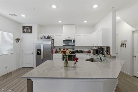 Townhouse For Sale - 4760 Equinox Sky Avenue #2<br/> Clark County, North Las Vegas, NV 89084