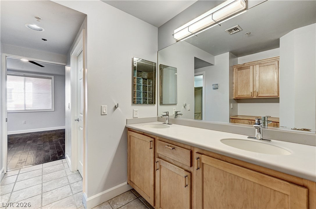 75 E Agate Avenue 303