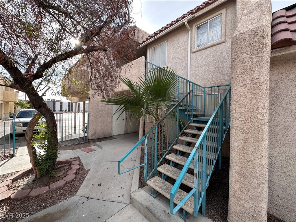 2101 Sun Avenue