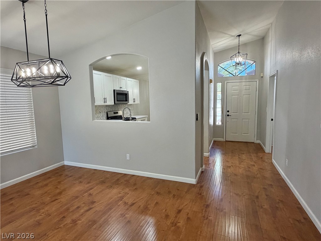 2212 Crestline Falls Place