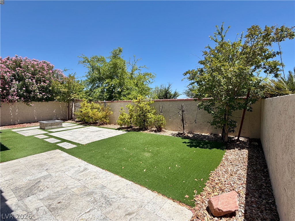 2212 Crestline Falls Place
