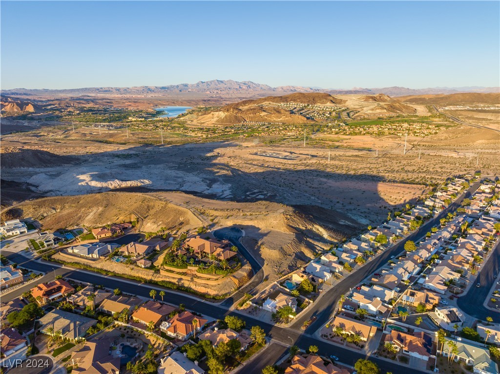 1000 Feather Point Court, Henderson, Nevada image 7