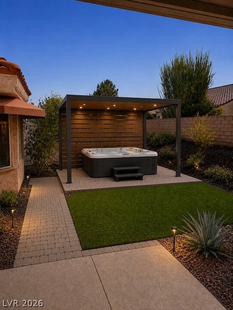 2453 Desert Sands Drive