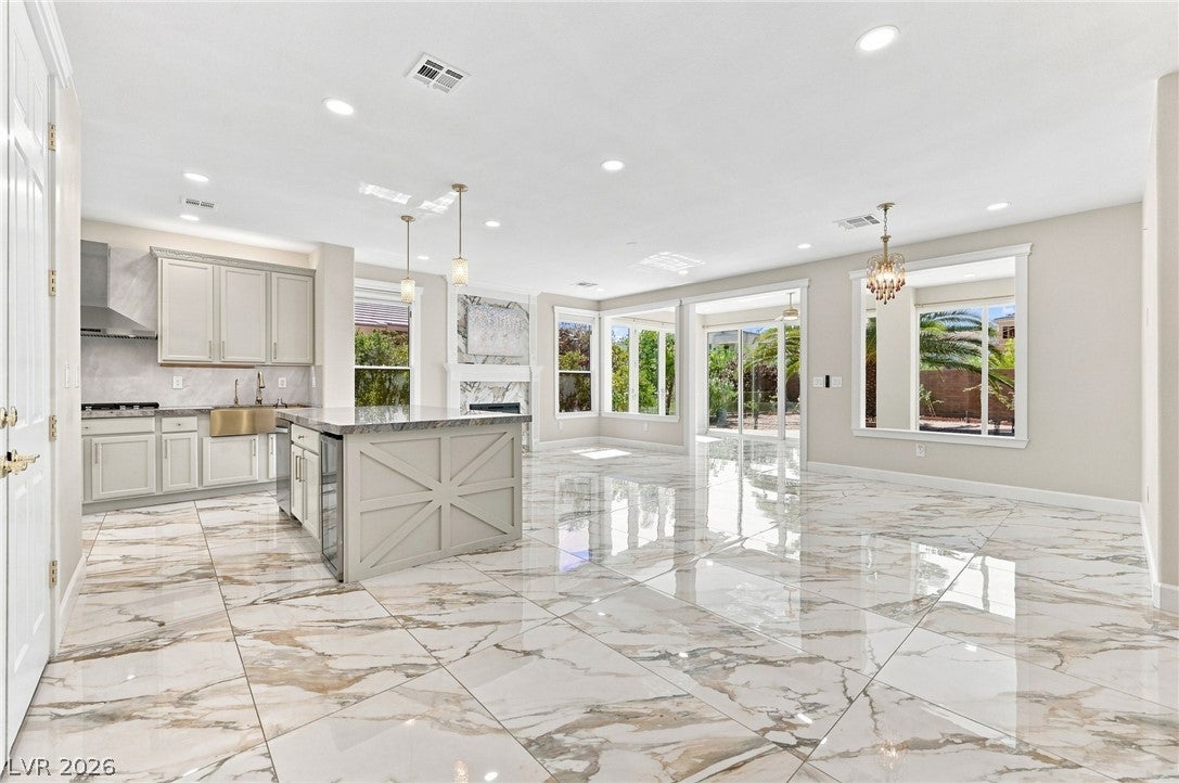 4853 Denaro Drive