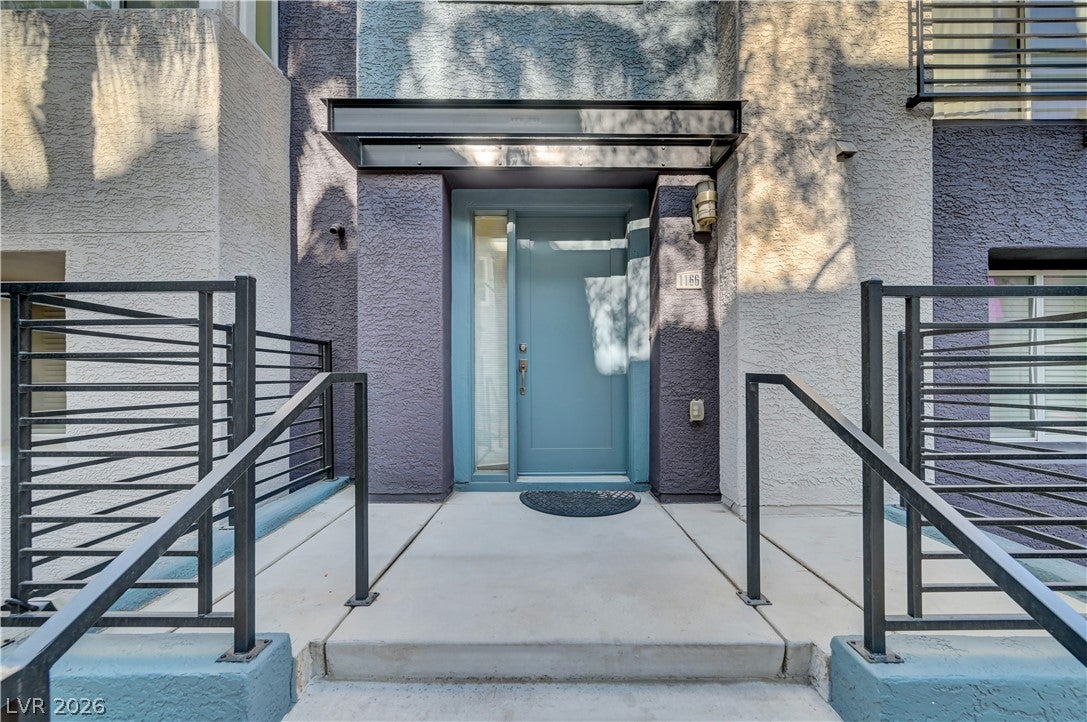 9050 W Tropicana Avenue 1166