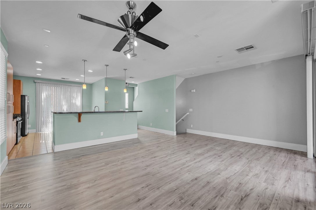 9050 W Tropicana Avenue 1166
