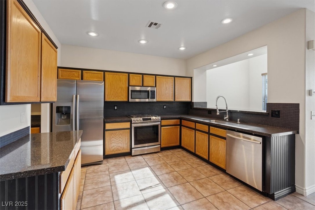 227 Palmarosa Street, Henderson, Nevada image 18