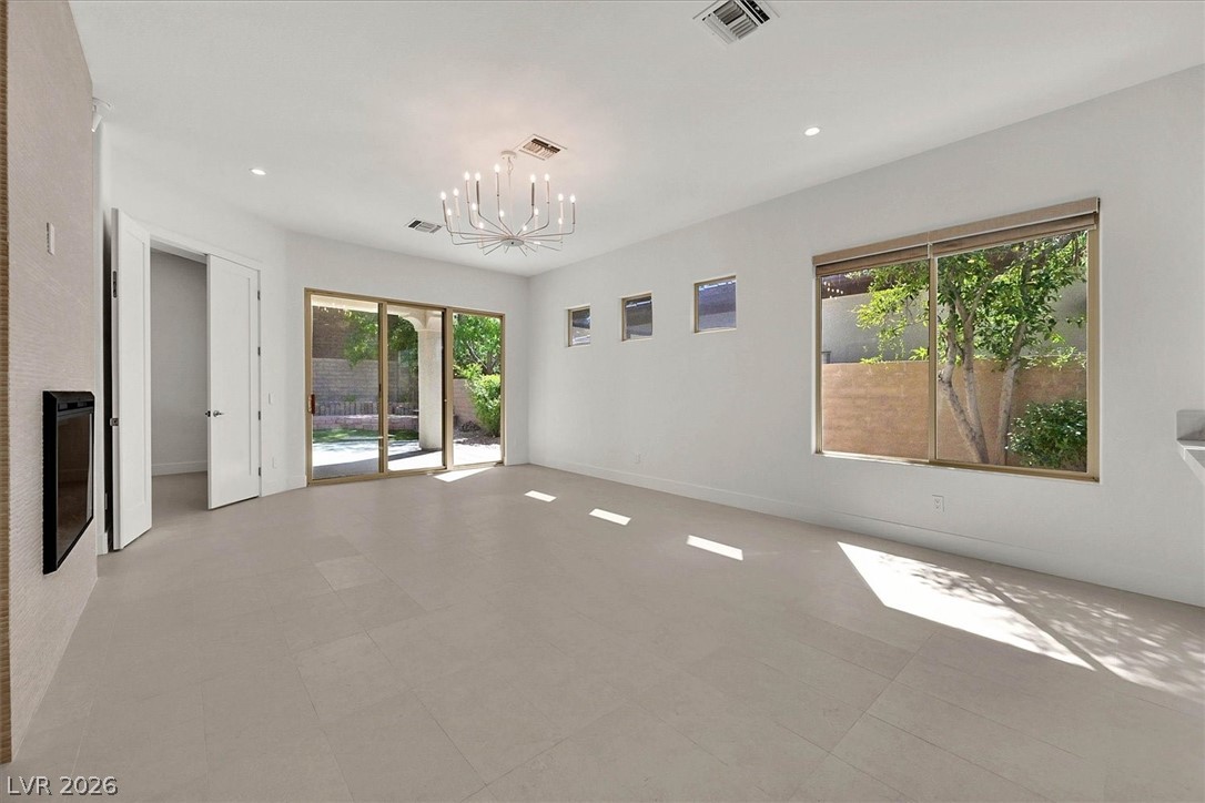 11 Fountainhead Circle