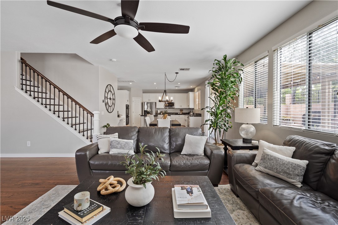 Properties 3 9807 Red Deer Street